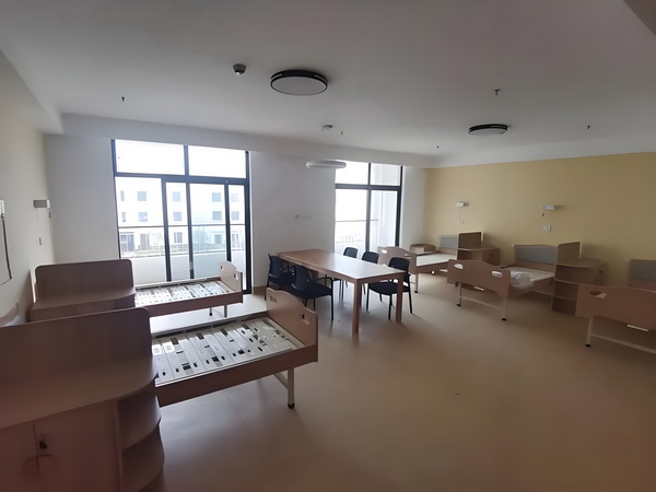 漆岛夜少